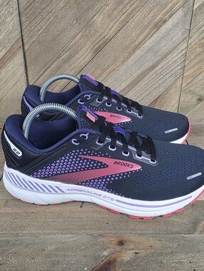 Brooks Adrenaline GTS 22 Womens Athletic Running Shoes Size 9.5 B Black Purple